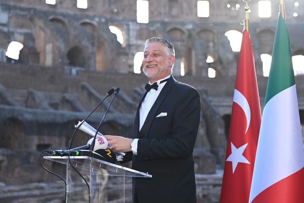 İtalya Kültür Bakani Alessandro Giuli