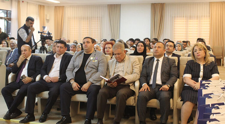 “ Kahramanlık Zirvesi” Kitabının Tanıtım Töreni Düzenlendi 2