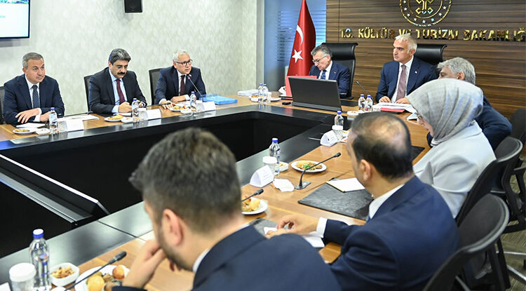 Kültür Ve Turizm Bakanı Ersoy, Sivas Heyetini Kabul Etti 1