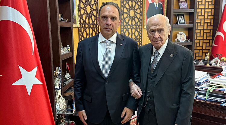 M H P Lideri Bahçeliden Özgür Özele “Işgal” Çıkışı 1