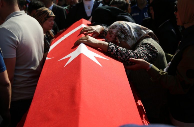 Şehit Polis Memuru Tayfun Baş Denizli’de Son Yolculuğuna Uğurlandı (1)