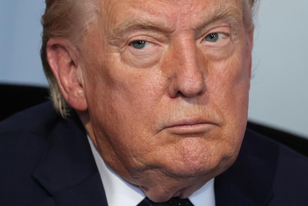 Trump-40