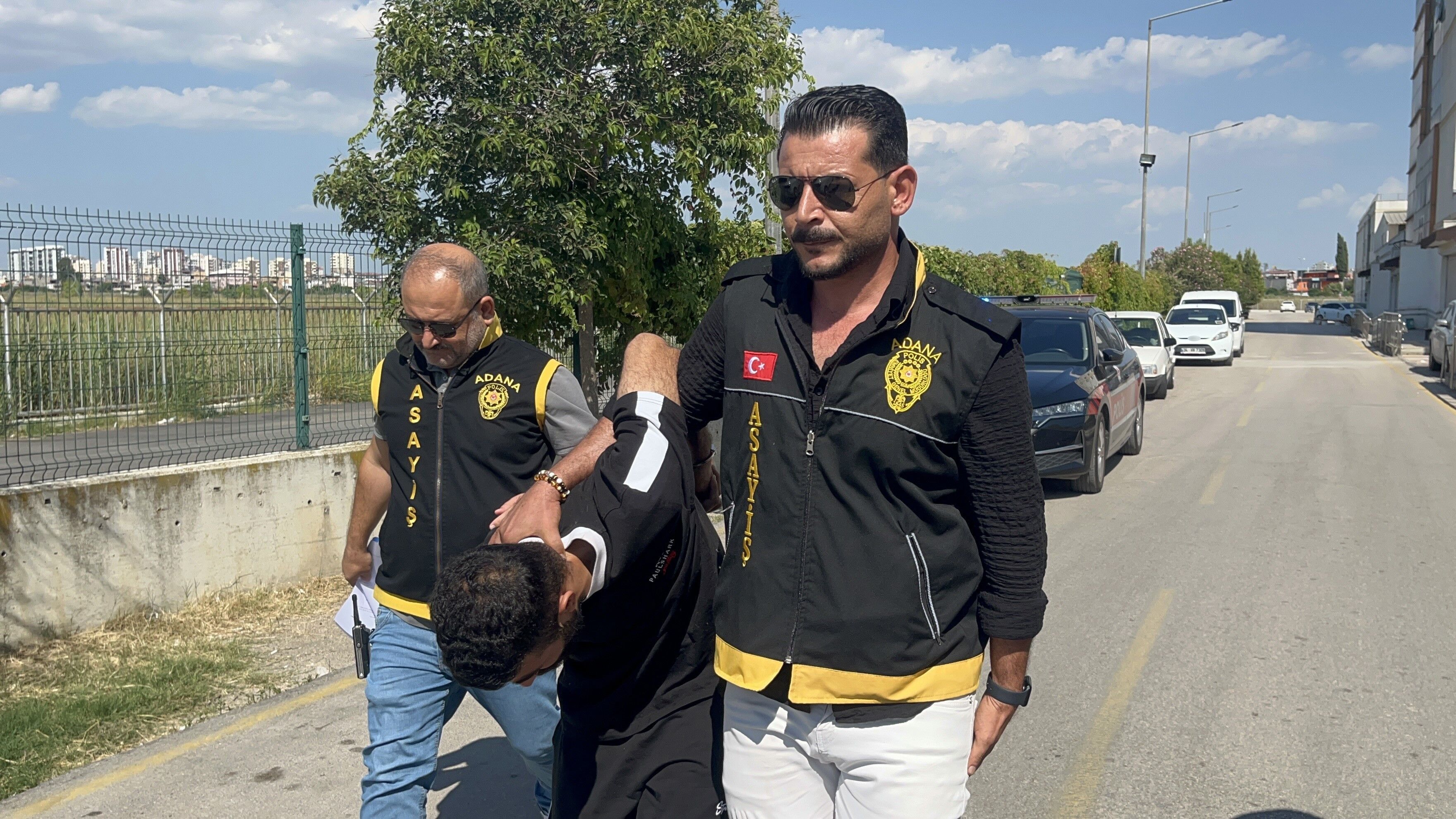 3 Ocağa Ateş Düştü Yardım Için Yaklaştılar, Cinayete Kurban Gittiler! (2)