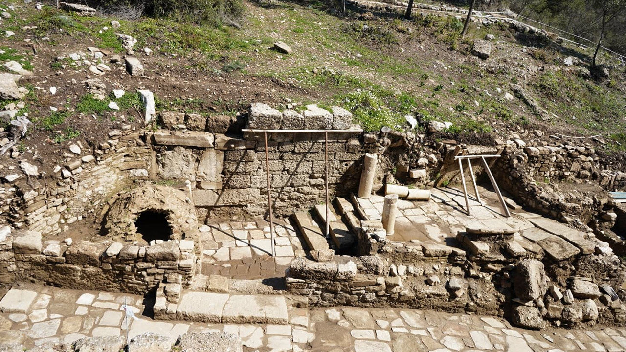 Aspendos Ta 2 Bin Yıllık Tiyatro Caddesi Gün Yüzüne Çıktı 6