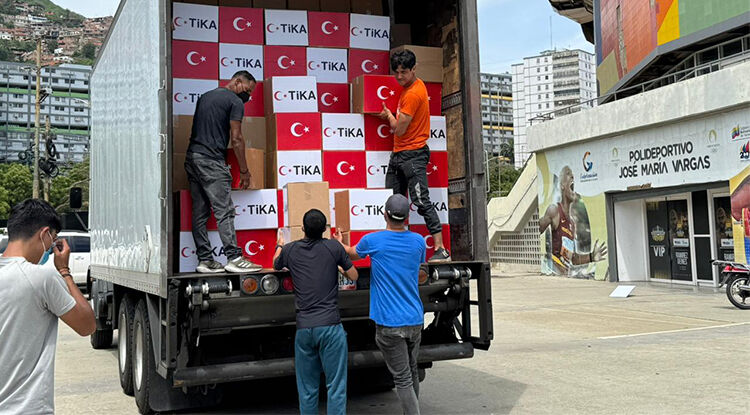 Bakan Ersoy Venezuela'nın Yanında Olmayı Sürdüreceğiz 1