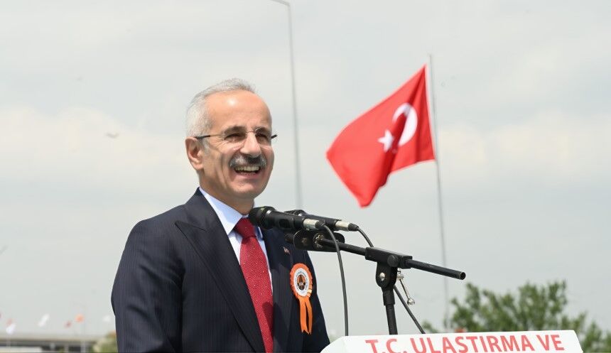 Bakan Uraloğlu (1)