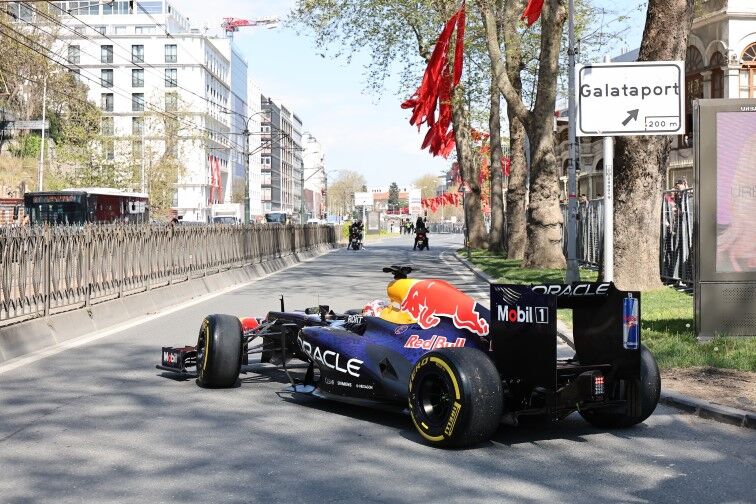 Formula 1 Turkish Grand Prix 2027 (2)