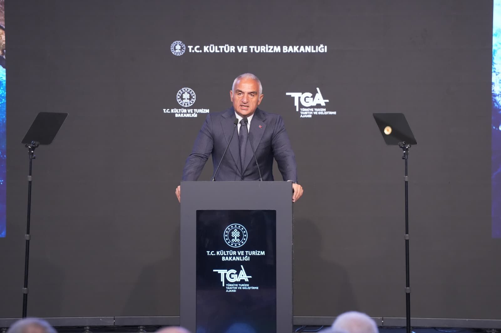 Kültür Ve Turi̇zm Bakani Mehmet Nuri̇ Ersoy (3)-2