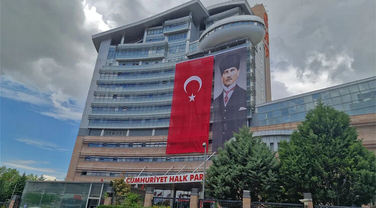 Ö K Ü Z Ö L Ü N C E O R T A K L I K B İ T M İ Ş 2