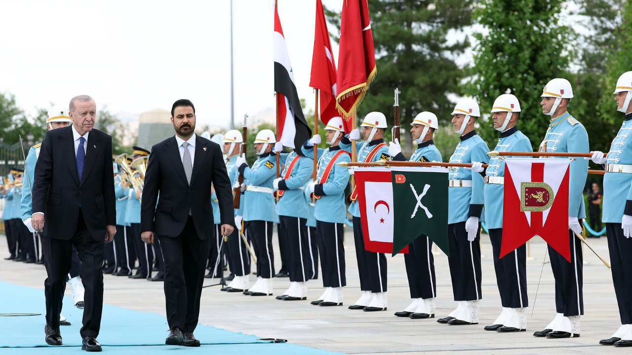 Resmi̇ Karşilama (1)