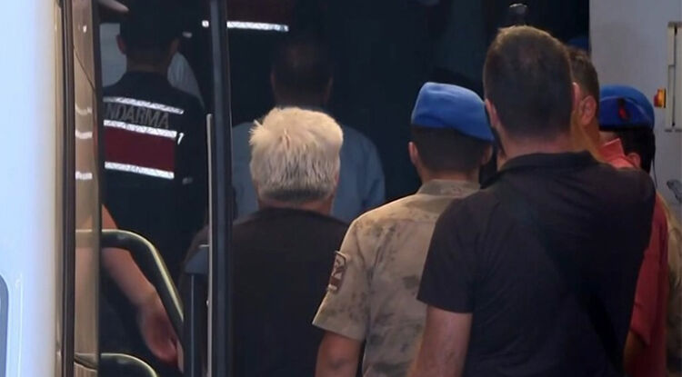 Antalya’da Hazine Taşınmazları Operasyonu! 10 Şüpheli Tutuklandı 1