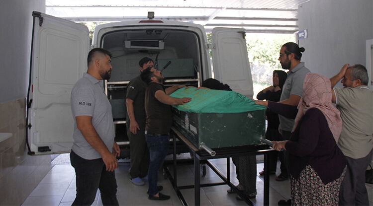 Antalya’da Yürekleri Yakan Olay! 1,5 Yaşındaki Çocuk Hayatını Kaybetti 4