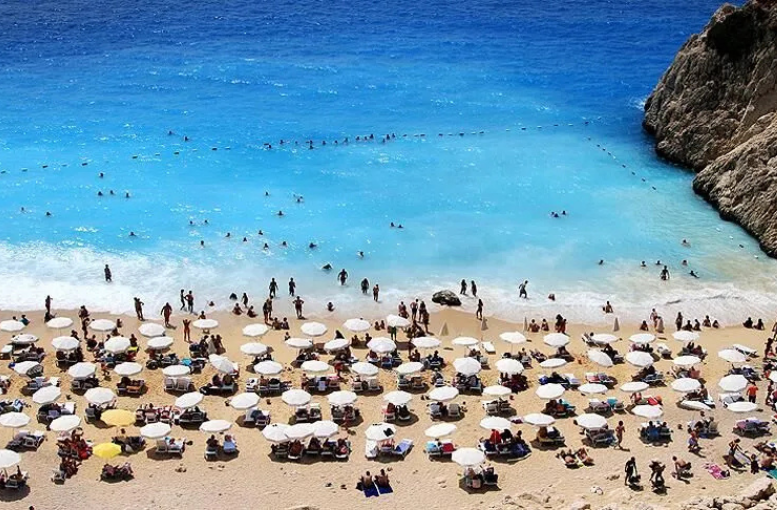 Antalya’ya 7 Ayda 8,3 Milyon Turist 2