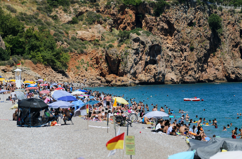 Antalya’ya 7 Ayda 8,3 Milyon Turist 4