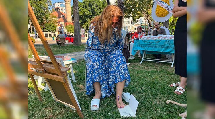 Engel Tanımayan Ressam, Eserlerini Sanatseverlerin Beğenisine Sundu 5