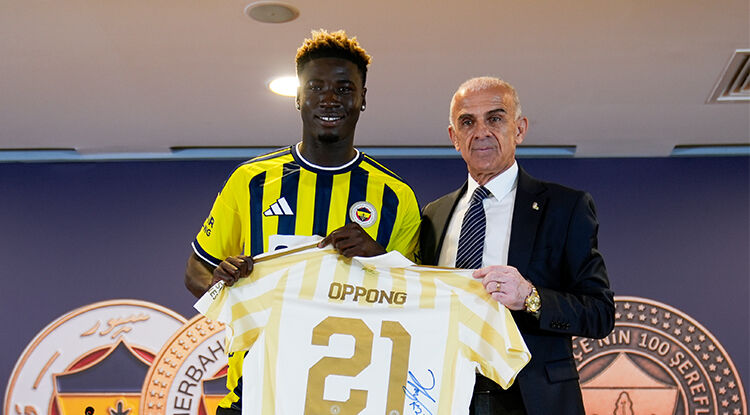 Fenerbahçe, Kojo Peprah Oppong Için Imza Töreni Düzenledi 1