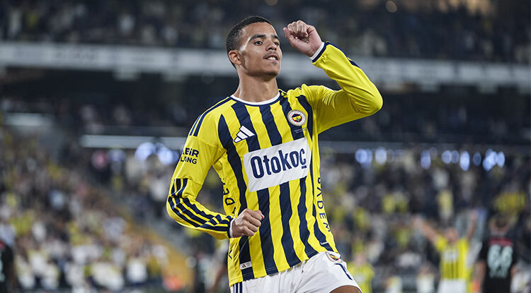 Fenerbahçe, Konyaspor’u 4 Golle Geçti