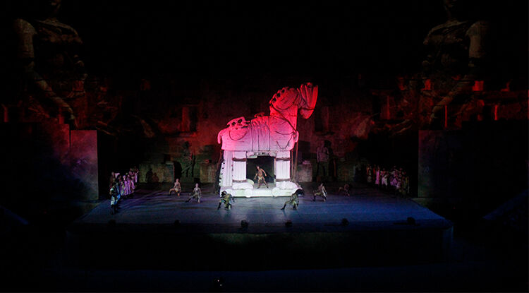 Troya Gösterisi Aspendos'un Tarihi Atmosferinde Sanatseverlerle Buluştu 3