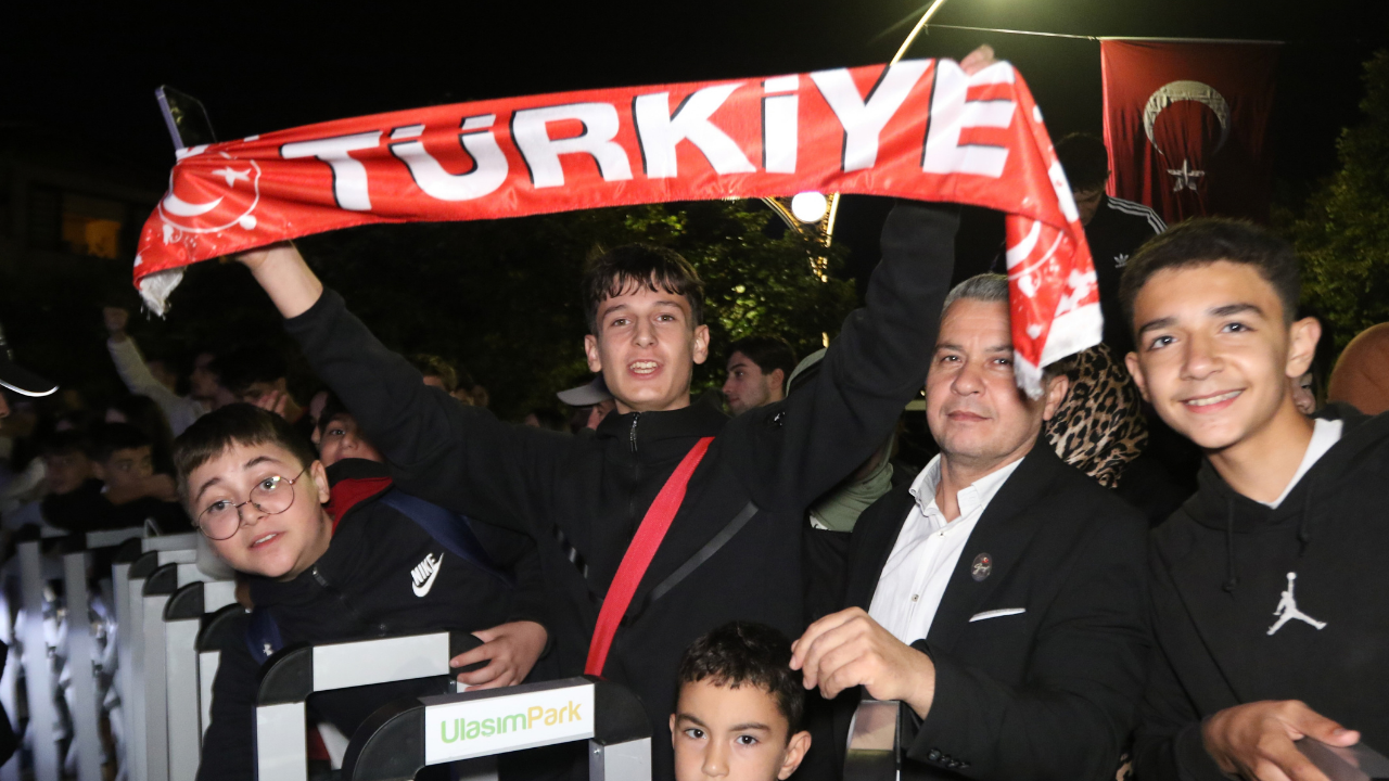 A Milli Karşılama (1)