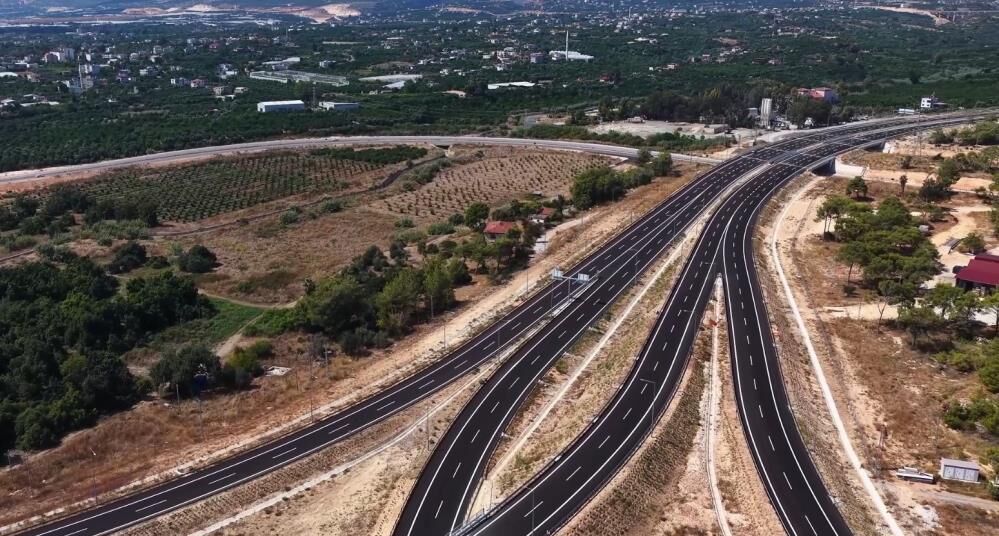 Çeşmeli̇ Erdemli̇ Si̇li̇fke Taşucu Otoyolu1