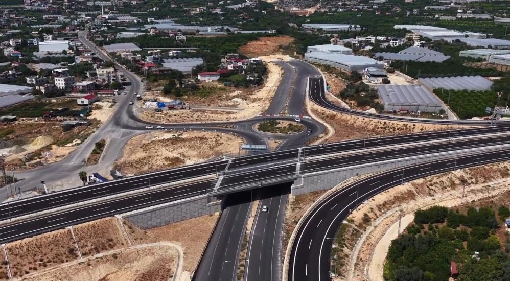 Çeşmeli̇ Erdemli̇ Si̇li̇fke Taşucu Otoyolu2