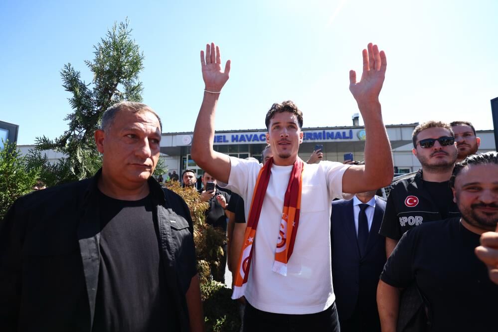 Deniz Gül Istanbul'da2