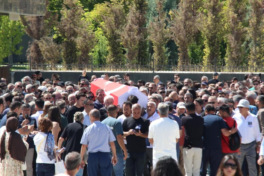 Serhat Lıkıç3