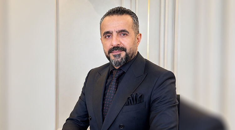 Übeyt Işık, B T S O 54. Komite Seçimlerinde Mavi Liste’den Aday Oldu 1-1