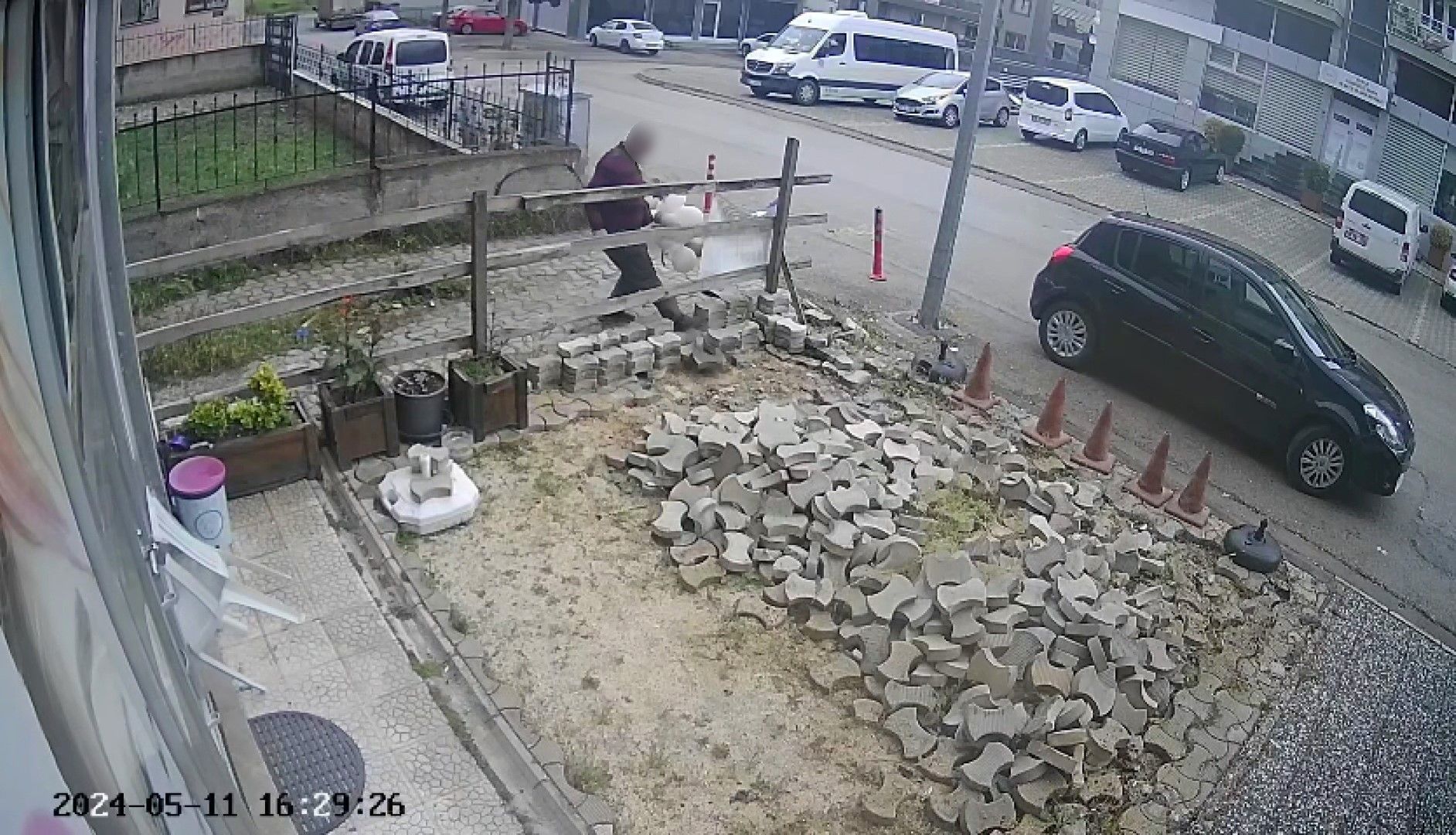 A W821649 05