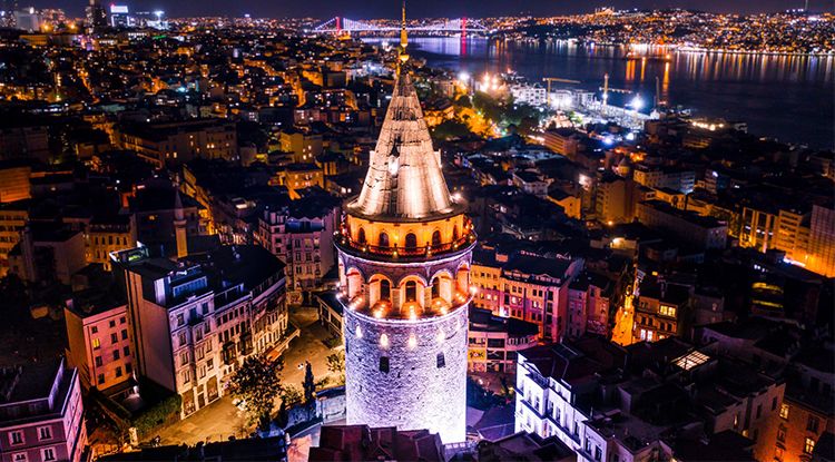 Bakan Ersoy Duyurdu! Gece Müzeciliğinde Ziyaretçi Sayısı 1,3 Milyonu Aştı 2