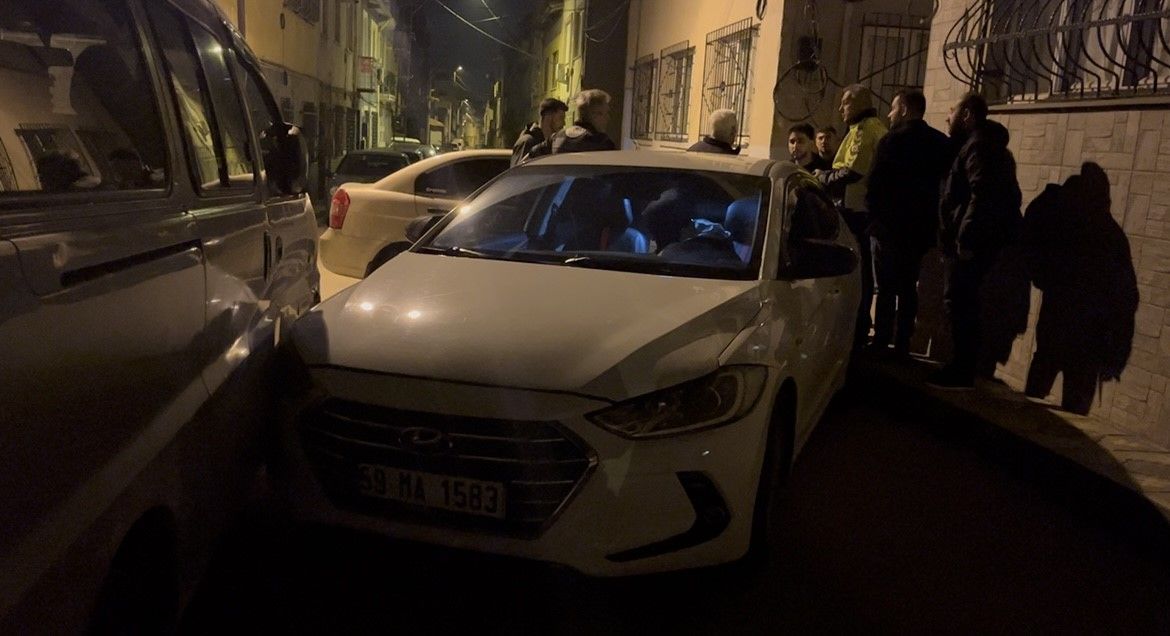 Bursa’da Önce Otomobille Kovaladı, Kaza Yaptırdı... Kaldırım Taşıyla Peşine Düştü (3)