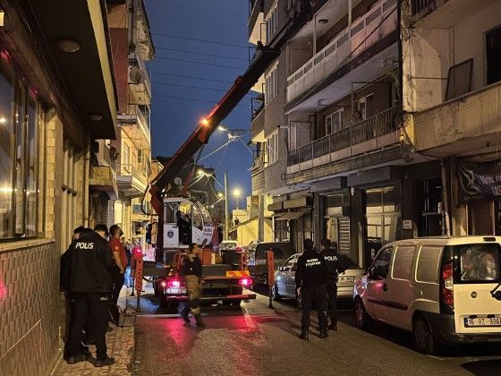 Bursa'da Rehine Krizi Annesini Rehin Aldı, Özel Harekat Devreye Girdi (6)