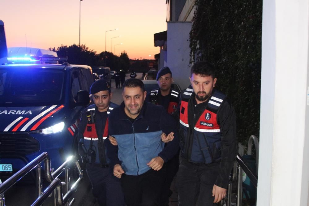 Çukurova Belediyesi'ne operasyon! Başkan Emrah Kozay dahil 34 tutuklama
