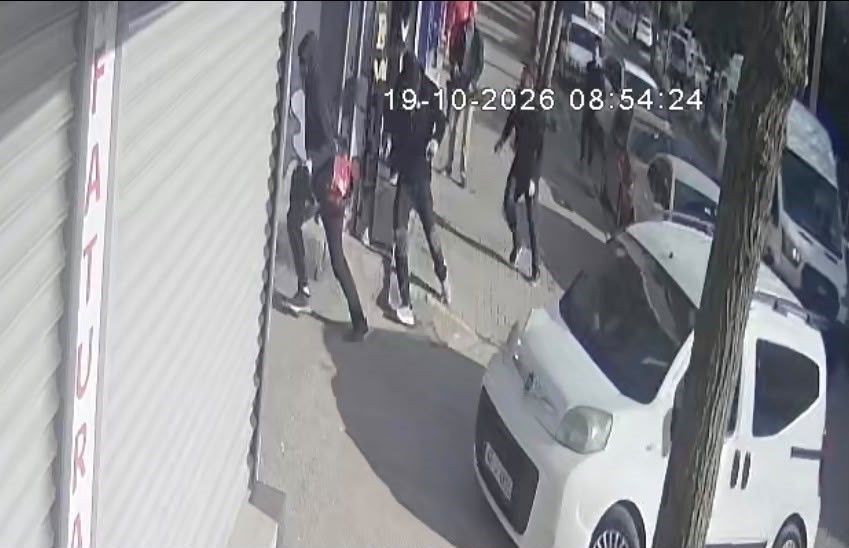 Gaziantep'te 5,6 Milyonluk Kuyumcu Soygunu! Silah Ve Biber Gazıyla Dehşet Saçtılar (1)