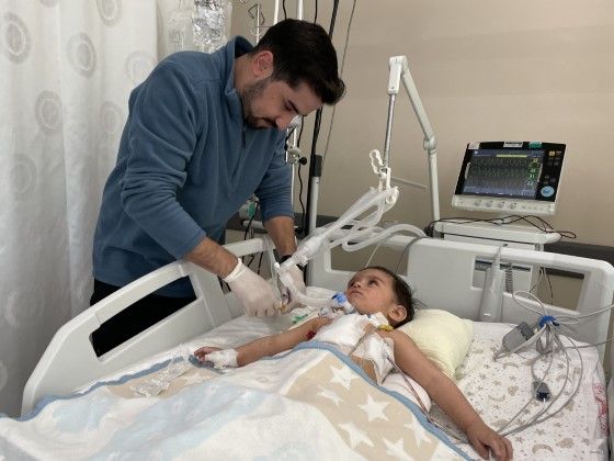 Konya'da 1 Yaşındaki Bebeğin Akciğerinden Ceviz Çıktı! Sabaha Kadar Ameliyat Edildi (3)