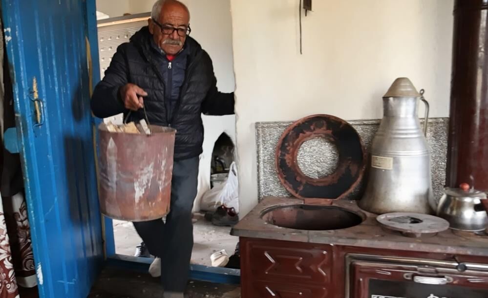 Köyde Yaşıyor